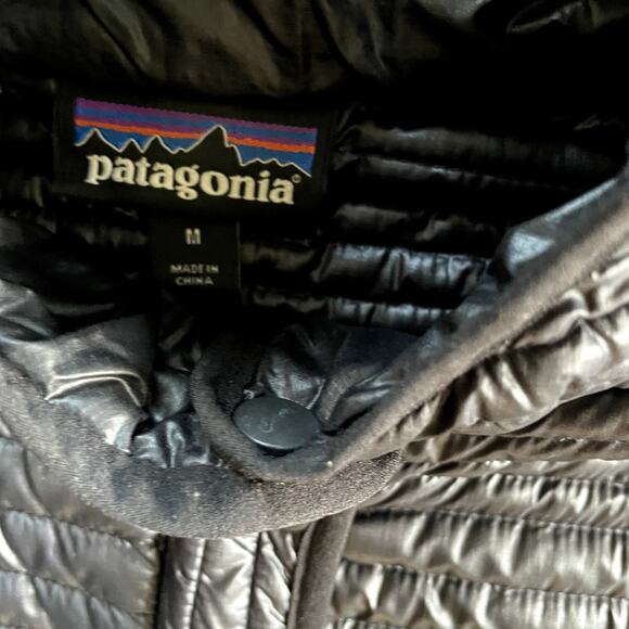 Patagonia Fiona Black Hooded Down Parka - Women's Medium - Picture 3 of 3
